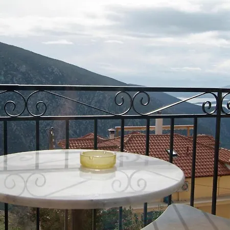 Hotel Varonos Delphi