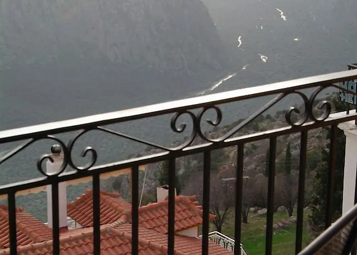 Varonos Hotel Delphi